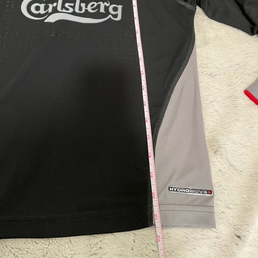 Boys Reebok Liverpool jersey - Picture 10 of 15